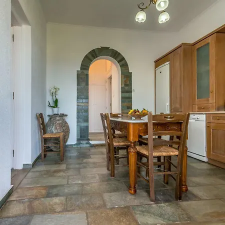 Bliss House Mandrakia